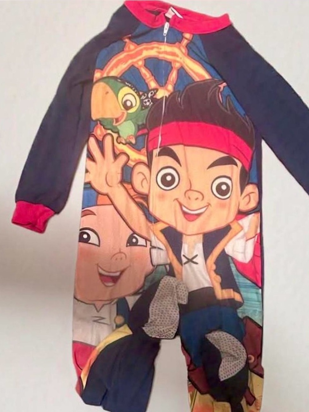 Disney Jake and the Neverland Pirates  One Piece Long Sleeve Sleeper Size 5T